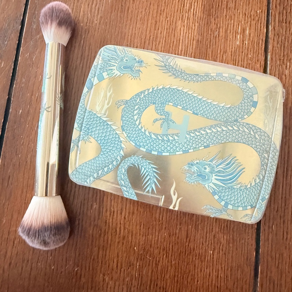 Hourglass Limited Edition Ambient Lighting Dragon Palette